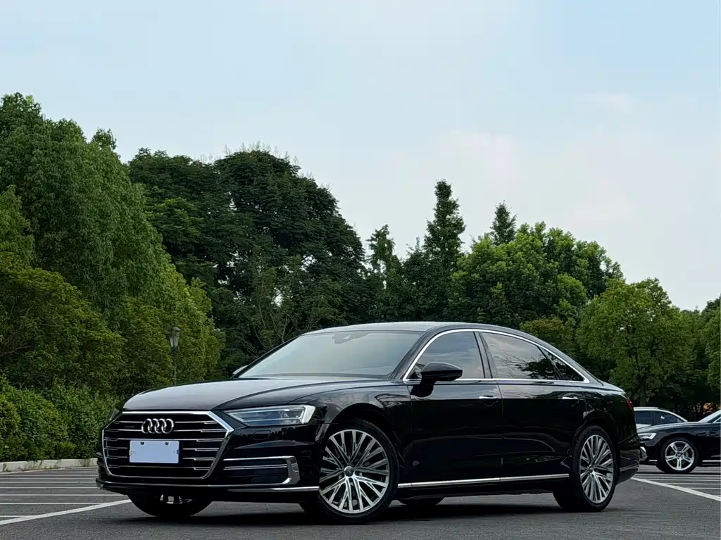 Audi A8 2021