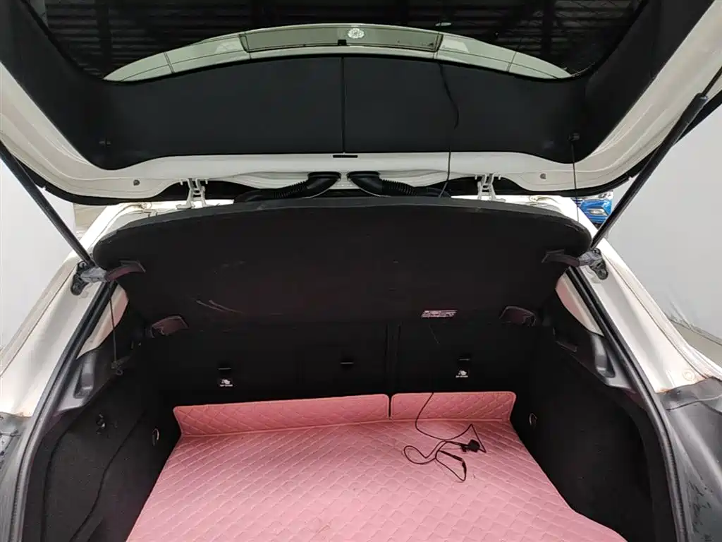 Mercedes-Benz GLA 2018 — фото 15