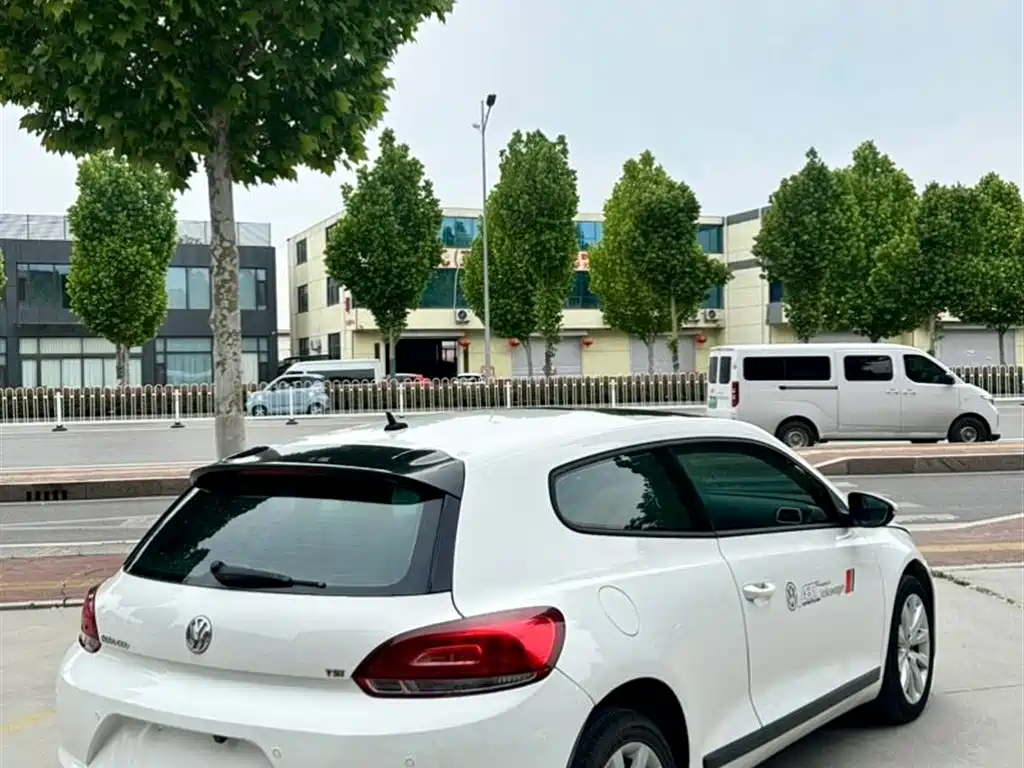 Volkswagen Scirocco 2011