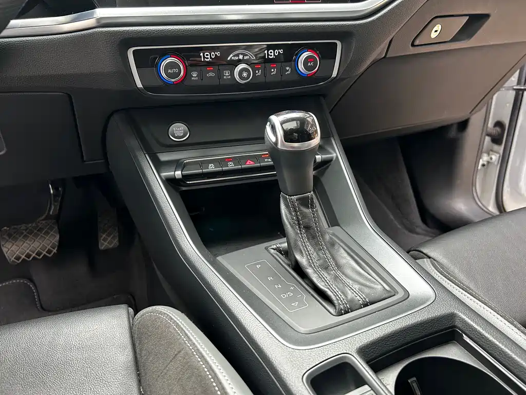 Audi Q3 Sportback 2020 — фото 13
