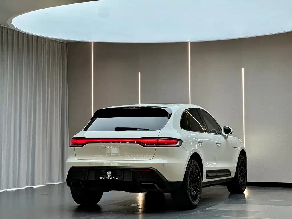 Porsche Macan 2024 — фото 10