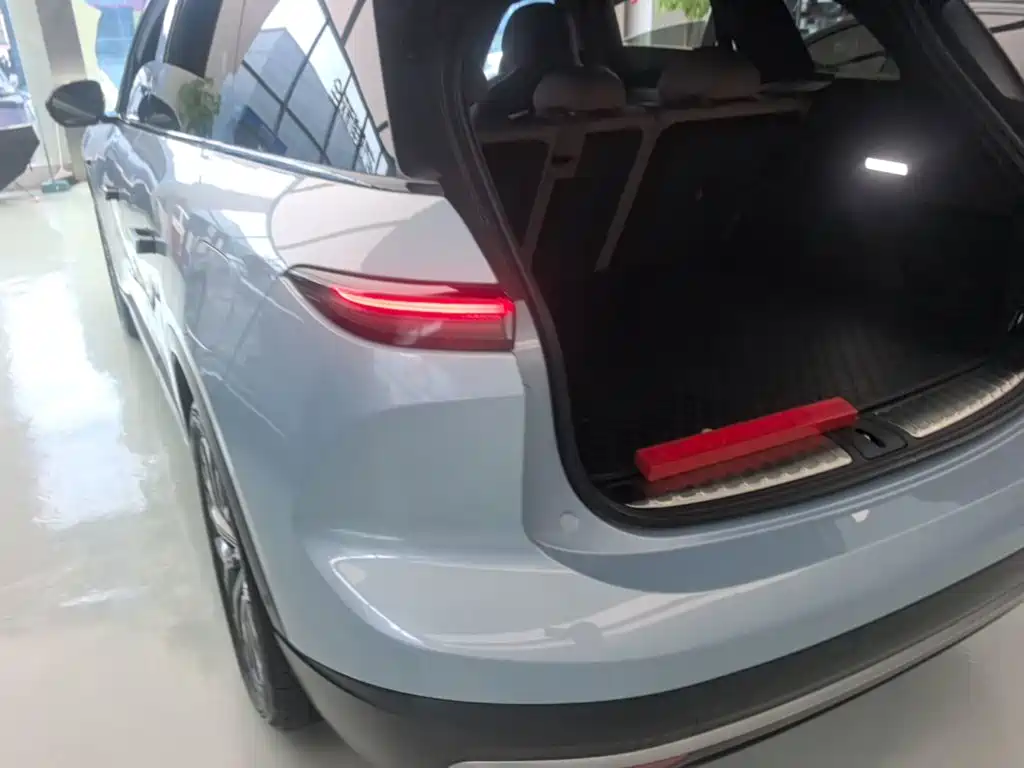 NIO ES6 2024
