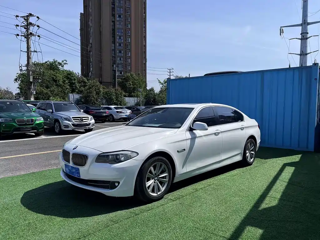 BMW 5 Series 2012