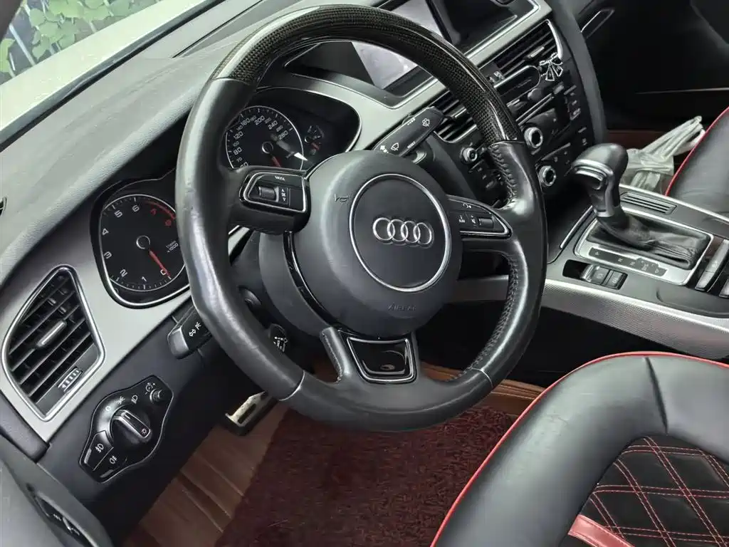 Audi A4L 2014