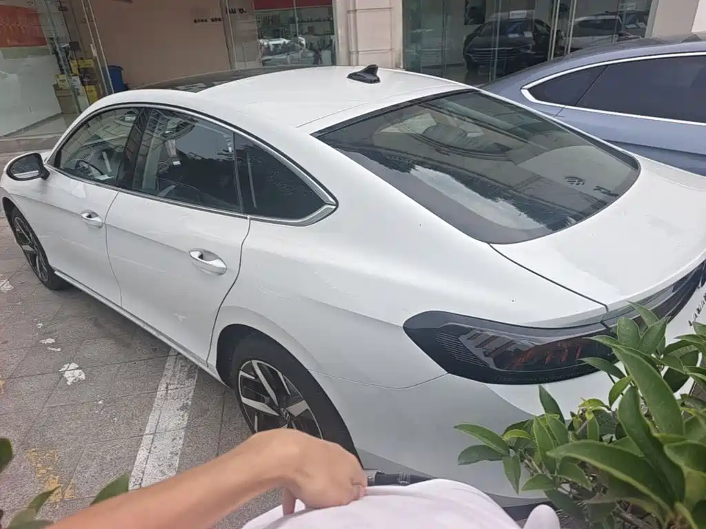 Volkswagen Lamando 2024