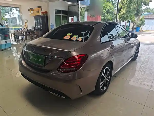 Mercedes-Benz C-Class 2018
