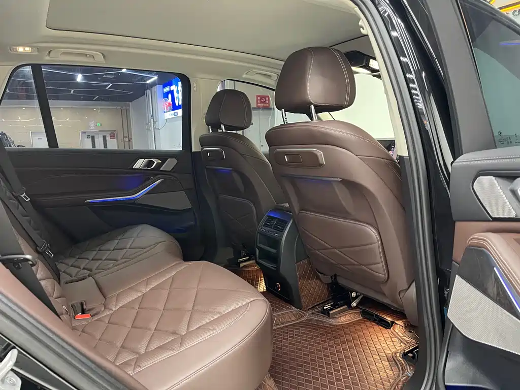 BMW X5 2025 — фото 13