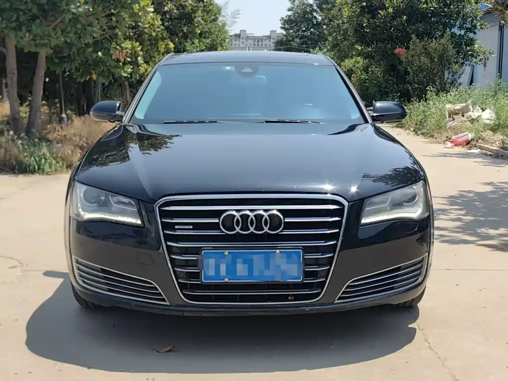 Audi A8 2012