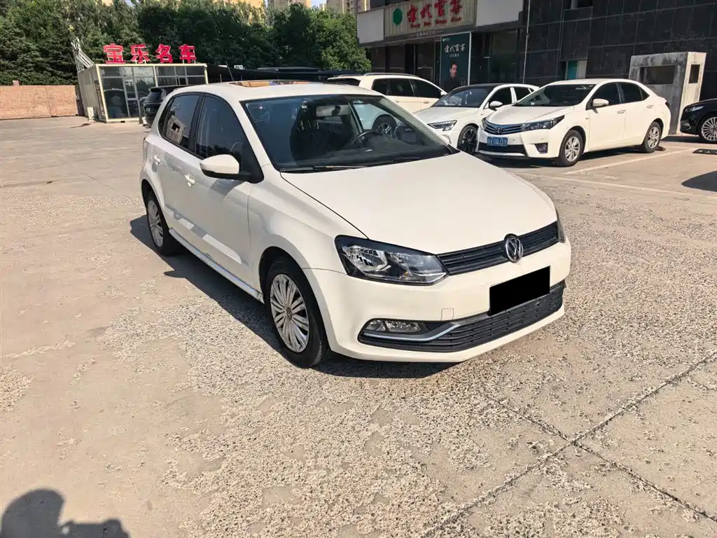 Volkswagen Polo 2016