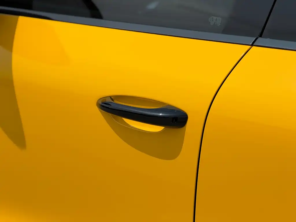 Porsche Macan 2015 — фото 30