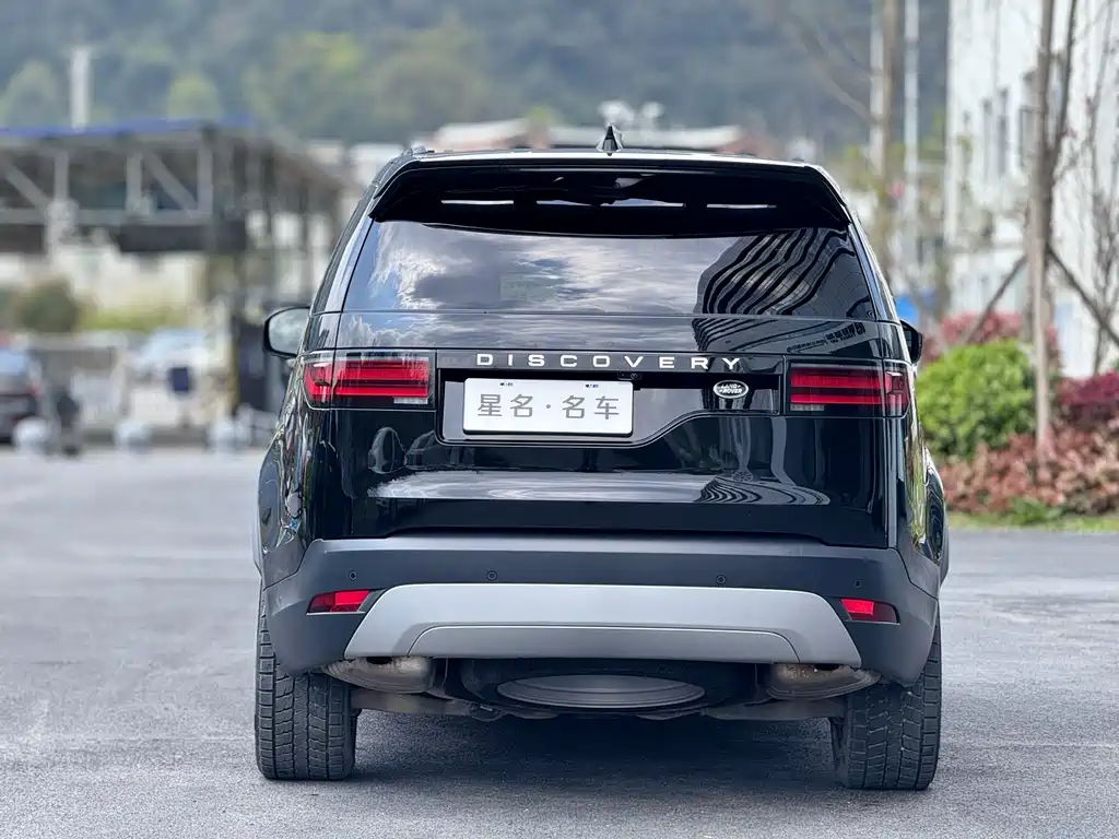 Land Rover Discovery 2025 — фото 8