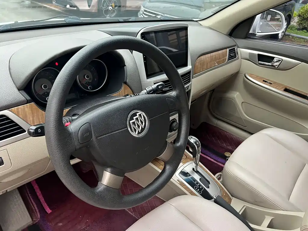 Buick Excelle 2015