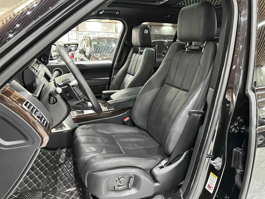 Land Rover Range Rover 2018 — фото 10