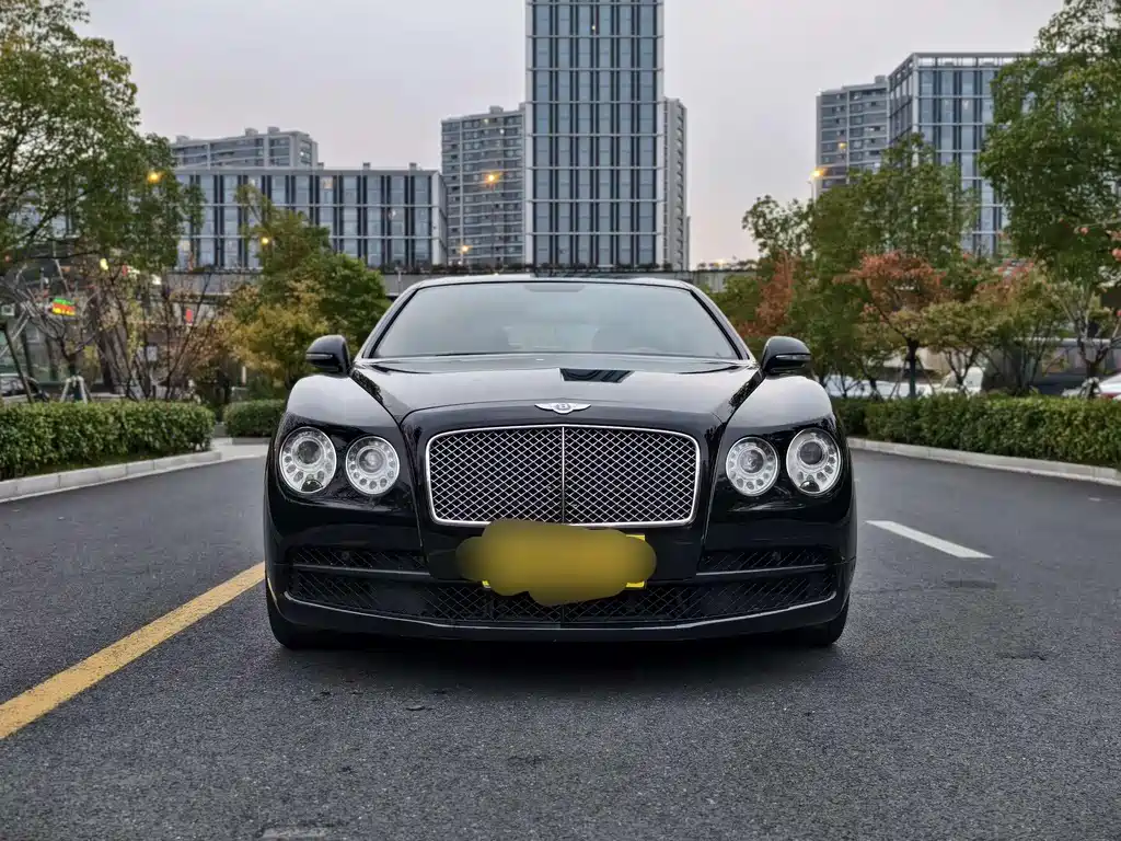 Bentley Flying Spur 2017 — фото 2