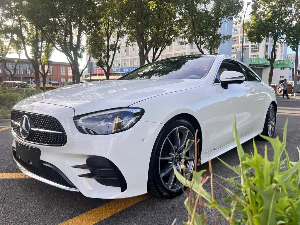 Mercedes-Benz E-Class 2021