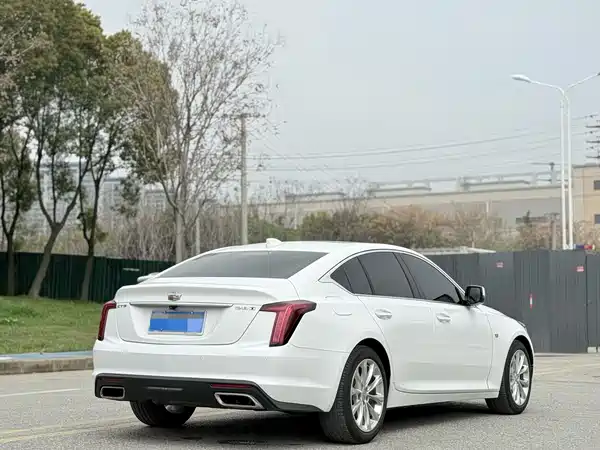 Cadillac CT5 2022