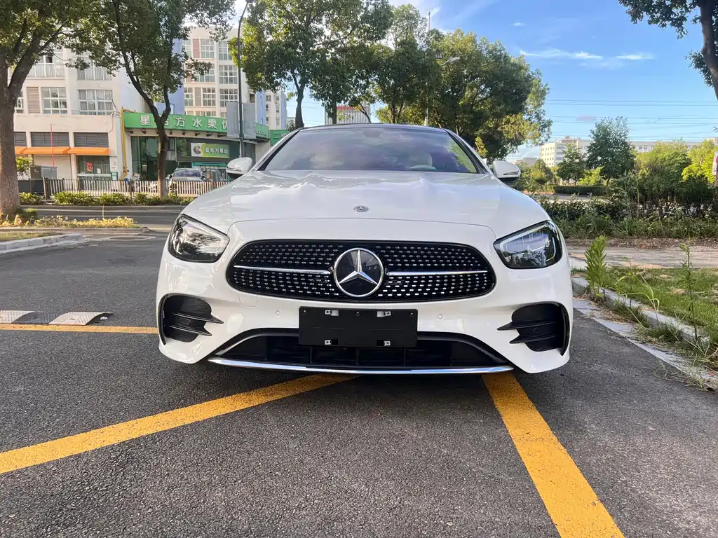 Mercedes-Benz E-Class 2021