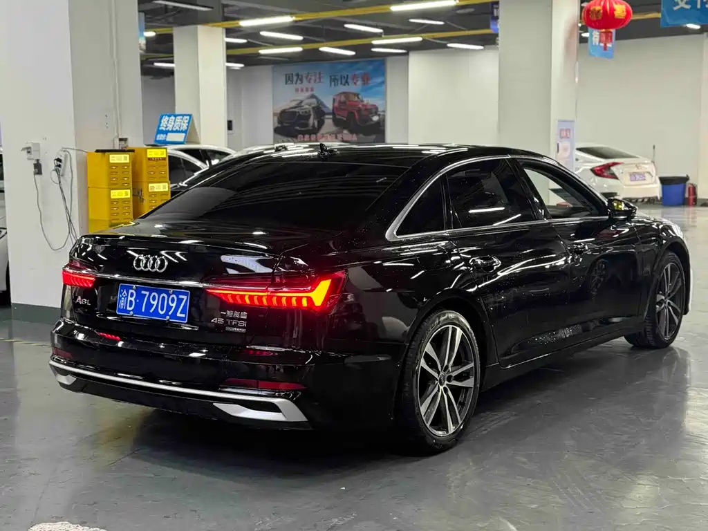 Audi A6L 2022 — фото 18