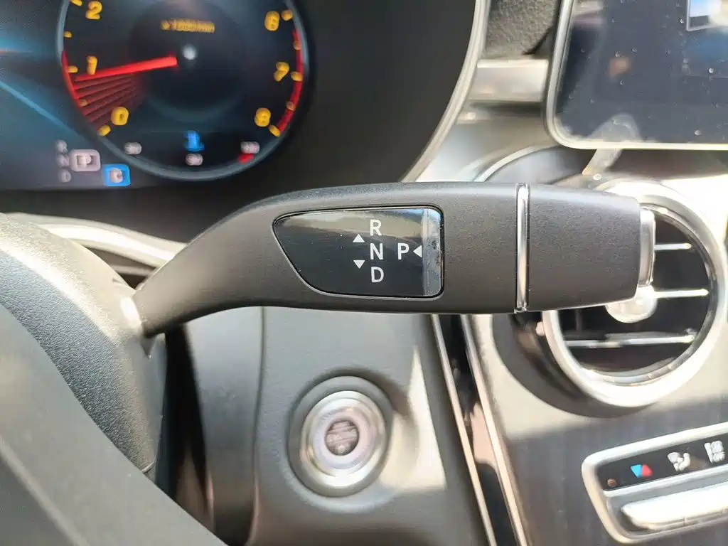 Mercedes-Benz C-Class 2020 — фото 11