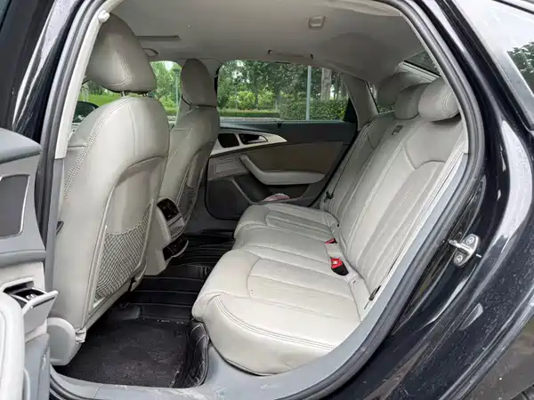 Audi A6L 2012