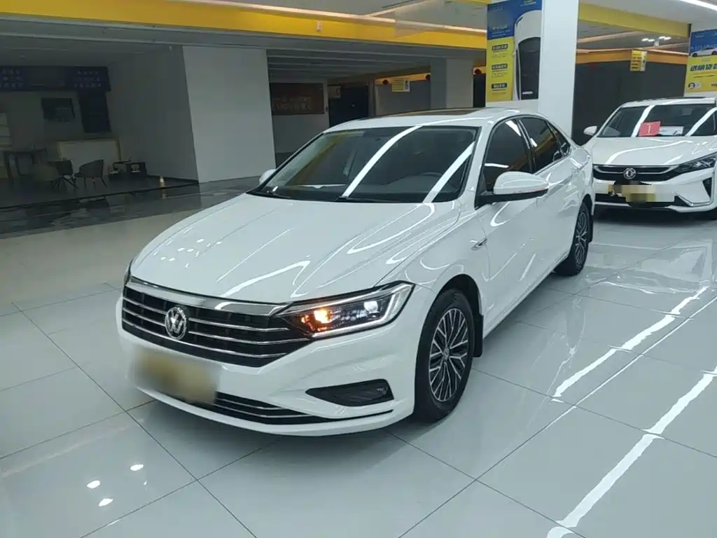 Volkswagen Sagitar 2021