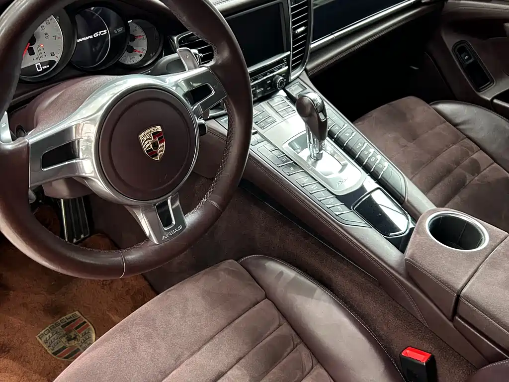 Porsche Panamera 2012