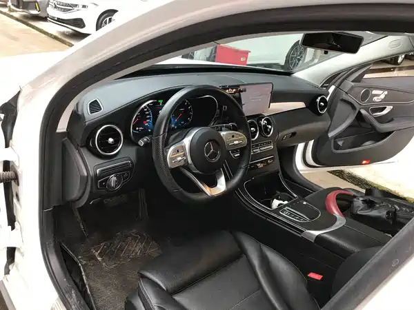 Mercedes-Benz C-Class 2020