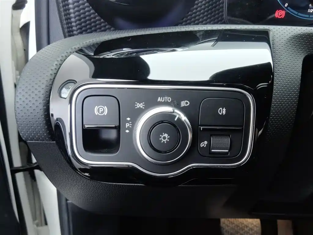 Mercedes-Benz A-Class 2022 — фото 21