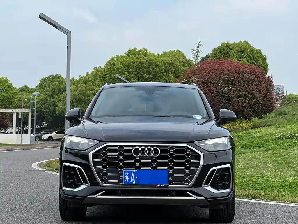 Audi Q5L 2022 — фото 2