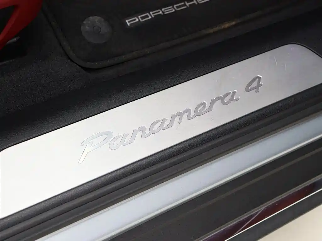 Porsche Panamera 2020 — фото 15