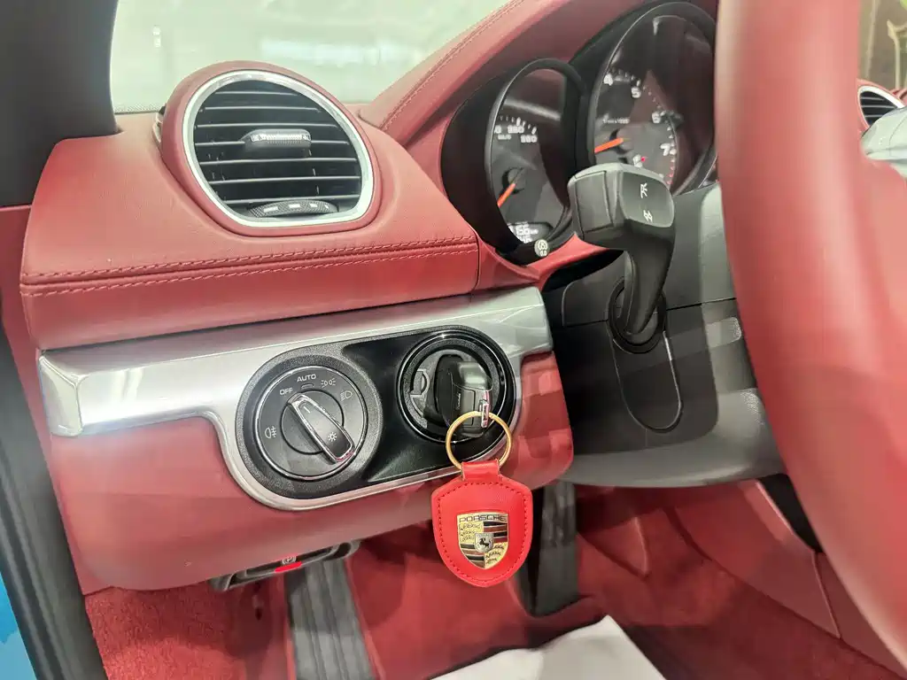 Porsche 718 2018 — фото 13