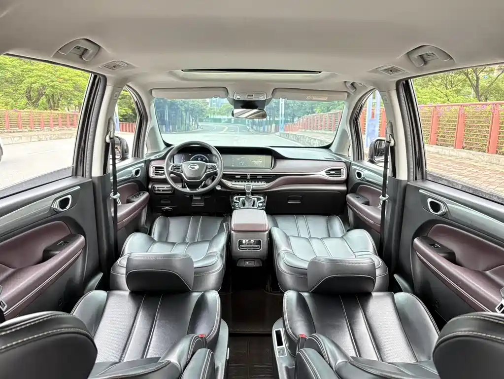 GAC Motor Trumpchi M6 2024 — фото 19