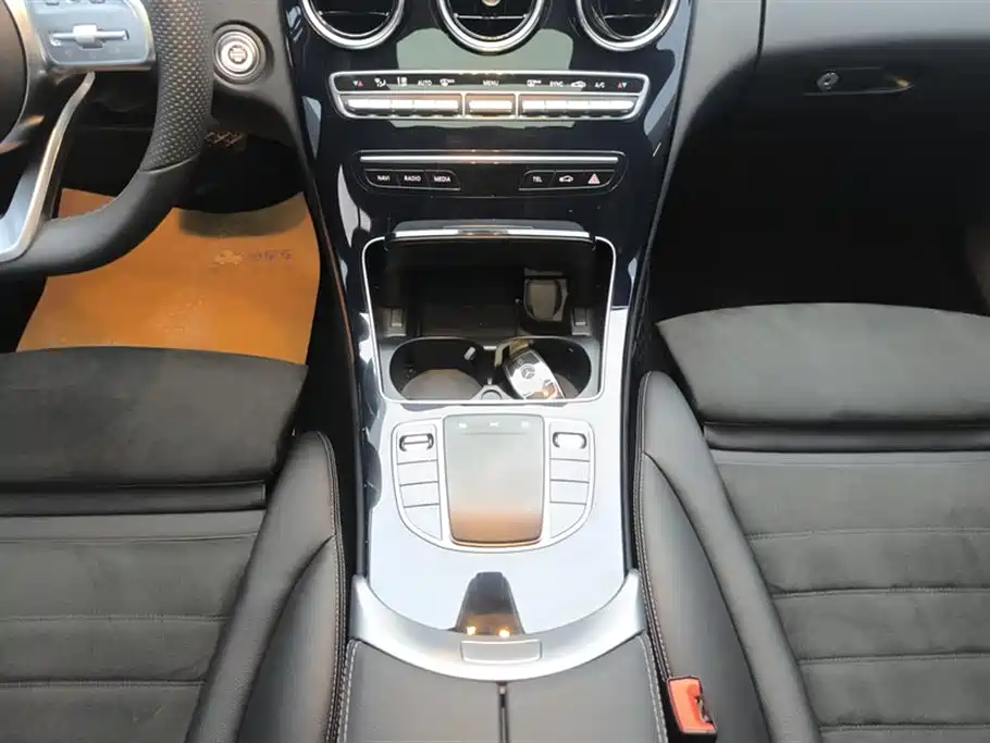 Mercedes-Benz C-Class 2020 — фото 16