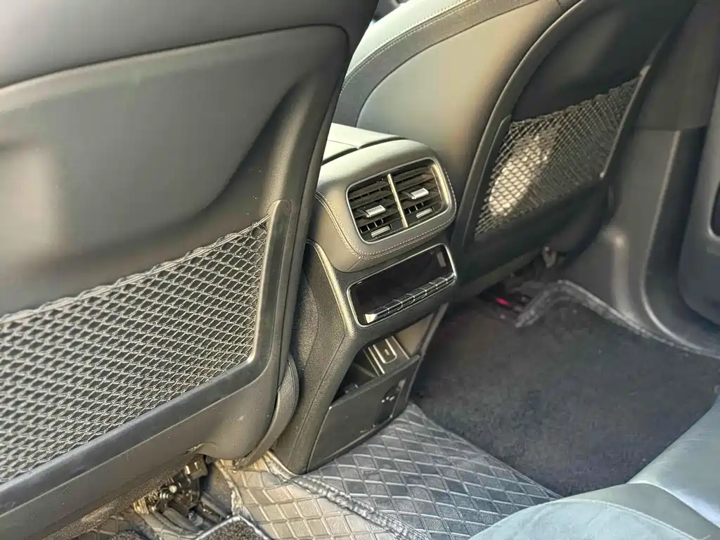 Mercedes-Benz GLE AMG 2023 — фото 21