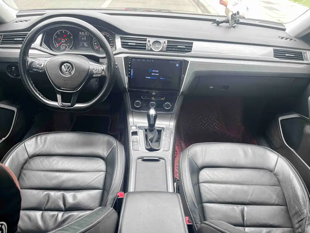 Volkswagen Passat 2019 — фото 10