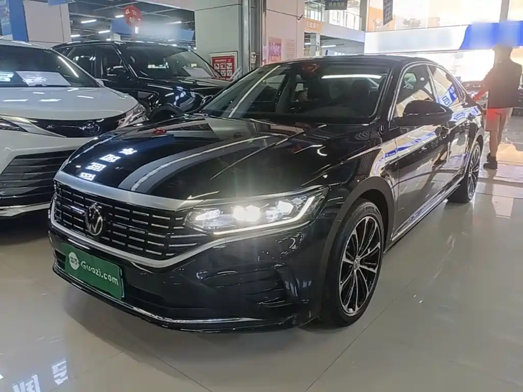 Volkswagen Passat 2023