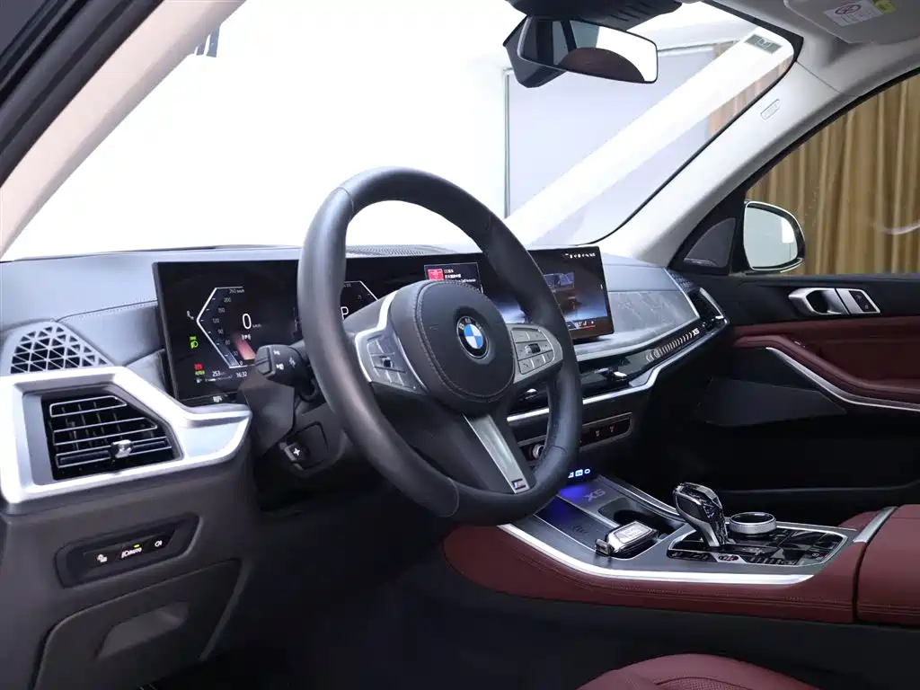 BMW X5 2024 — фото 11