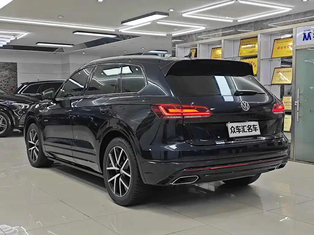 Volkswagen Touareg 2019 — фото 4