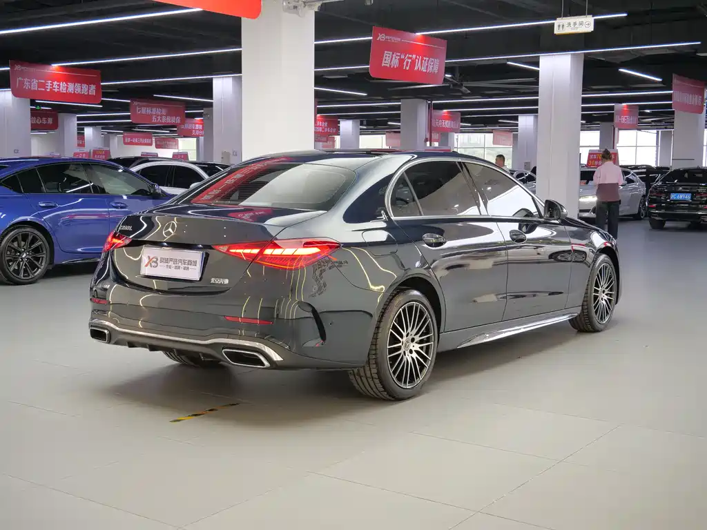Mercedes-Benz C-Class 2023 — фото 4