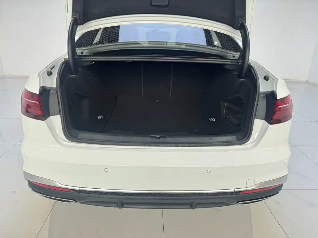 Audi A4L 2024