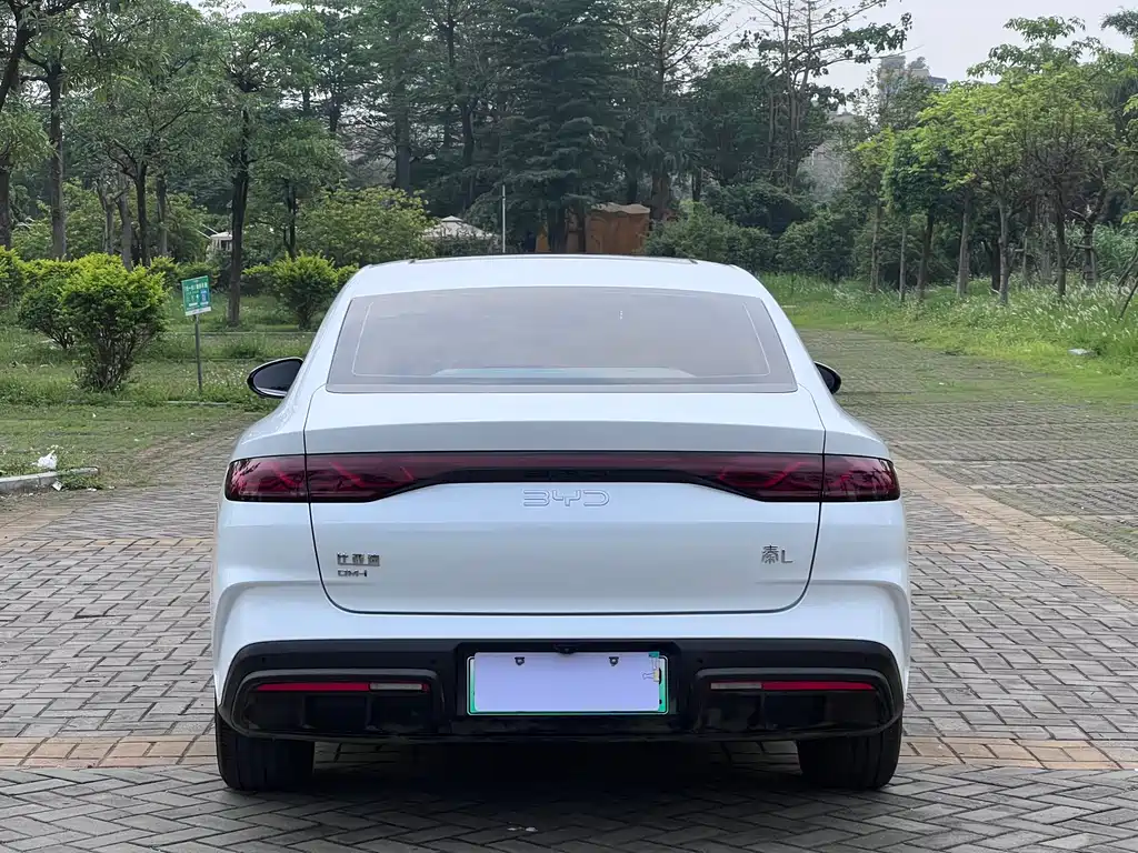 BYD Qin L 2025 — фото 13