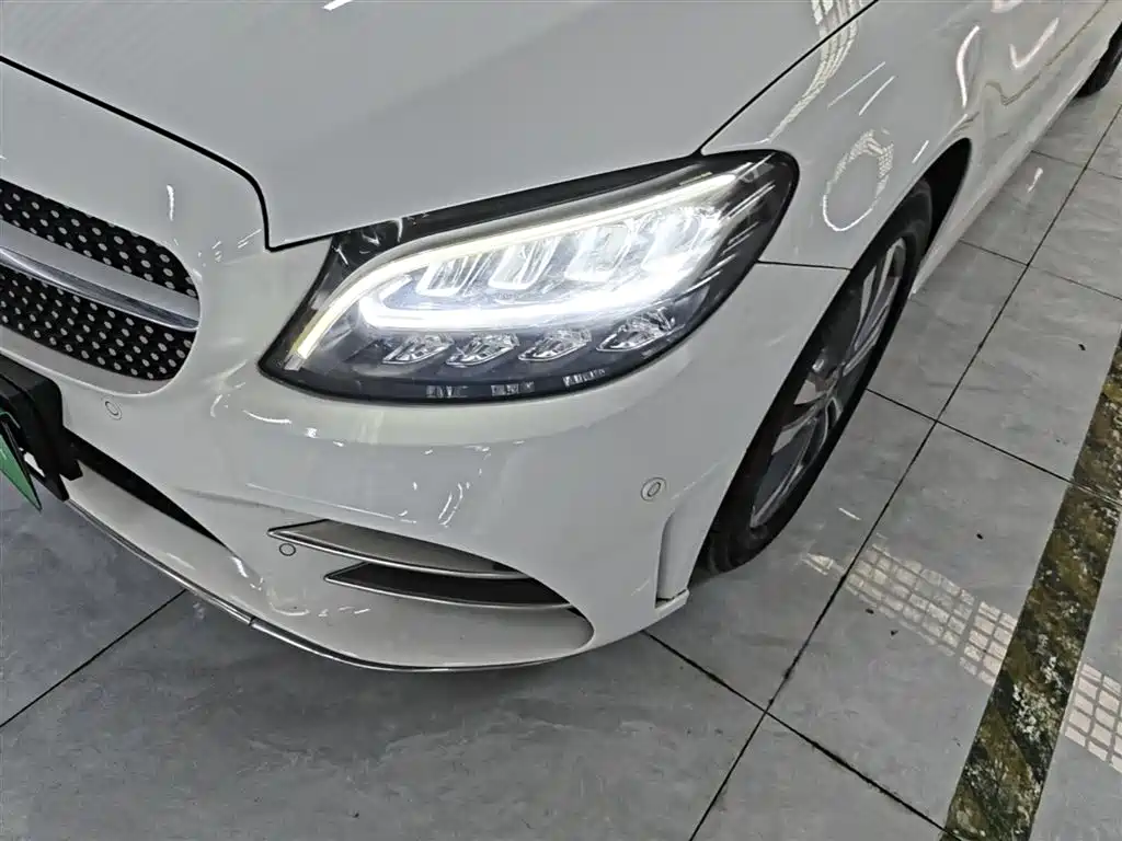 Mercedes-Benz C-Class 2020 — фото 24
