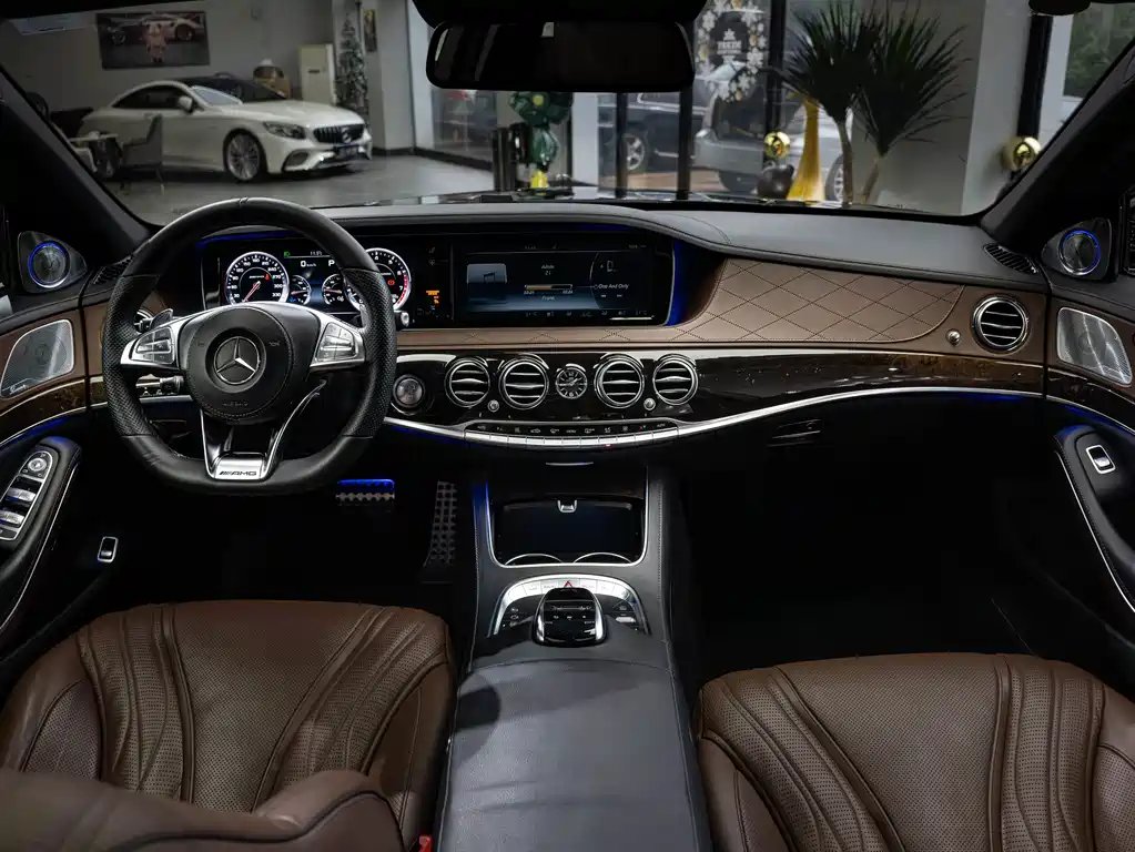 Mercedes-Benz S-Class AMG 2017 — фото 10