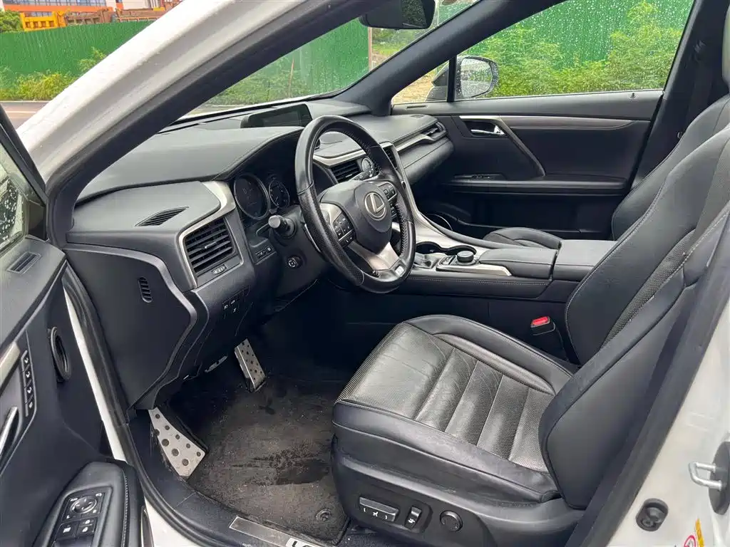 Lexus RX 2019