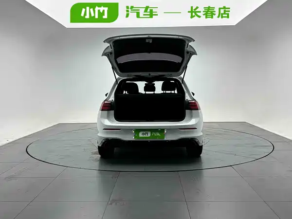 Volkswagen Golf 2022