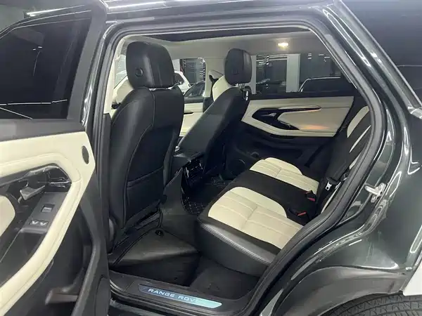 Land Rover Range Rover Evoque 2023