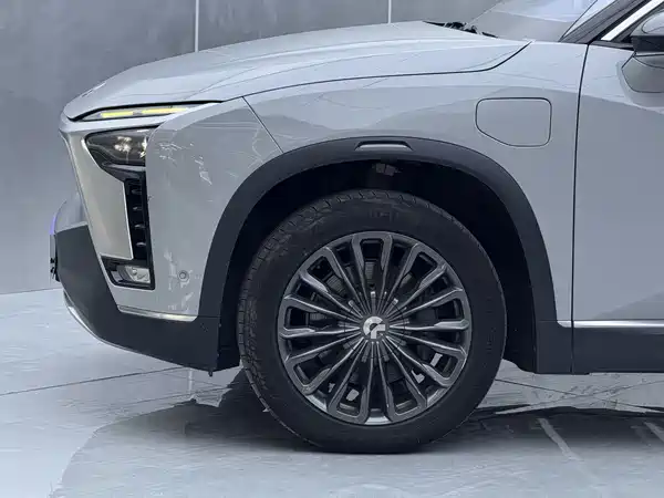 NIO ES8 2022