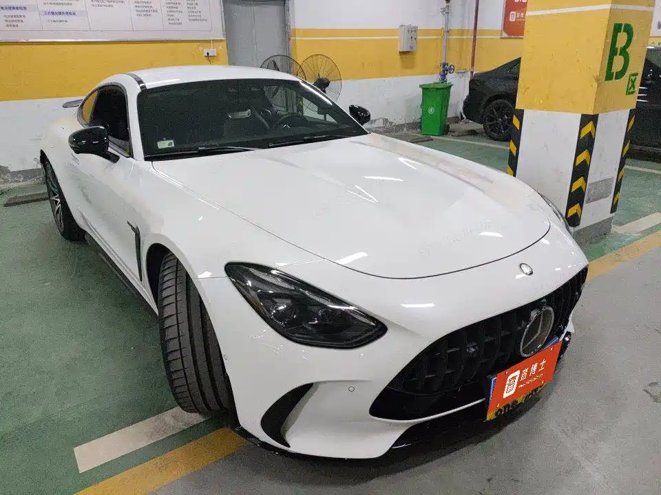 Mercedes-Benz AMG GT 2026 — фото 3