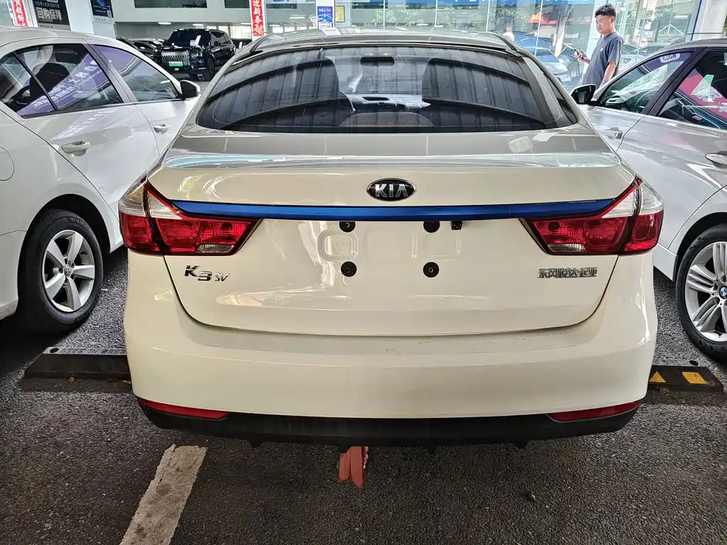 Kia K3 2019 — фото 12