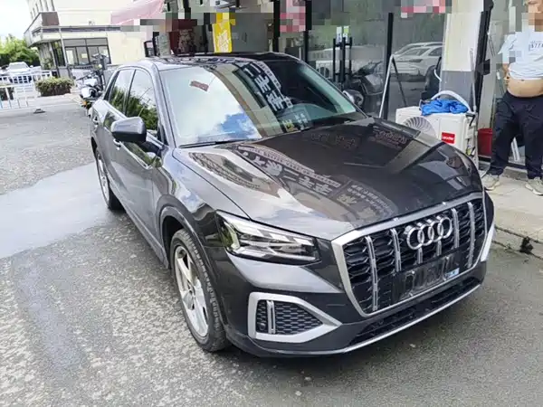 Audi Q2L 2022